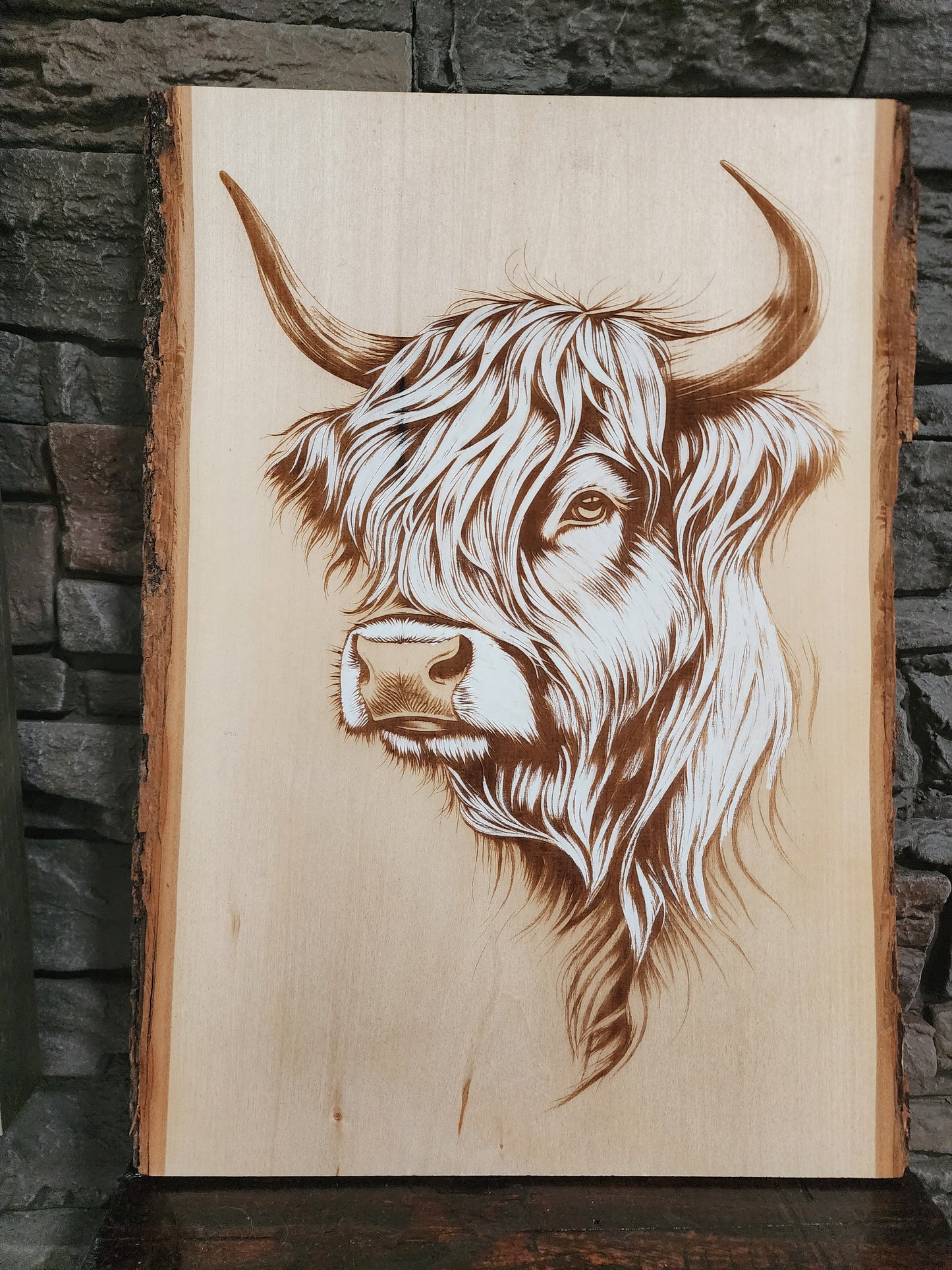 Highland Cow Live Edge Laser Engraving – Rustic Farmhouse Wall Art